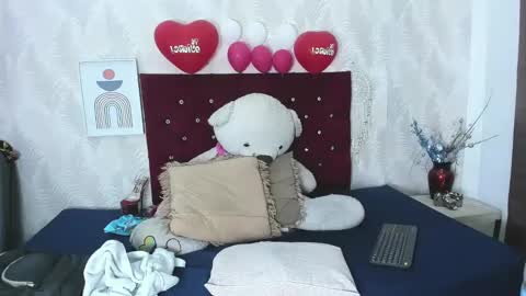 Ariana diosa online show from February 2025 05:37:01 PM