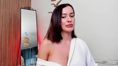 Snapshot of ariananicolaw chatting on January 2025 09:37:02 AM Anastasia online show from January 2025 09:37:02 AM
