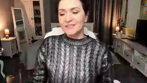 Ana online show from February 2025 01:25:01 PM