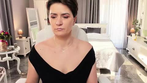 Ana online show from February 2025 12:14:02 PM