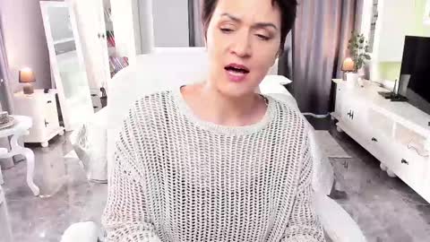 Ana online show from March 2025 10:15:02 AM