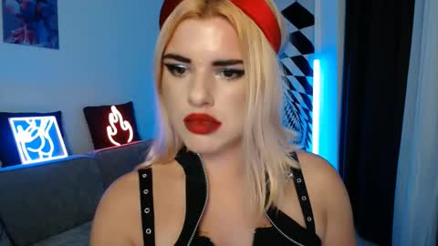 Mistress Ariana online show from December 2025 06:26:01 PM