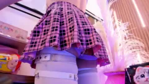 Ari  online show from December 2025 12:55:02 PM