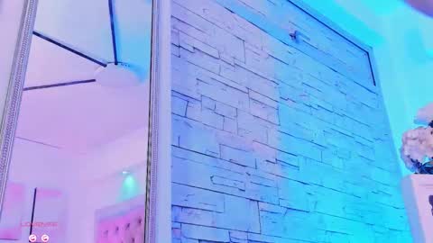 Ari  online show from January 2026 01:28:02 PM