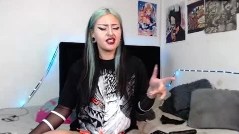 help me 100 hands up my OF is Free  online show from January 2025 01:29:01 AM