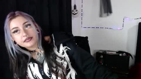 help me 100 hands up my OF is Free  online show from November 2025 11:26:01 PM