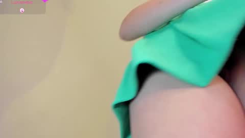 Arianna online show from November 2025 10:51:02 AM