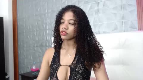 Snapshot of arianna_rochel chatting on November 2025 02:38:01 PM arianna_rochel online show from November 2025 02:38:01 PM