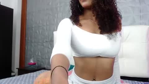 Snapshot of arianna_rochel chatting on November 2025 03:52:02 PM arianna_rochel online show from November 2025 03:52:02 PM