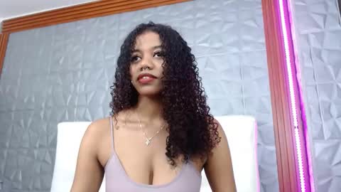 Snapshot of arianna_rochel chatting on November 2025 03:05:02 PM arianna_rochel online show from November 2025 03:05:02 PM