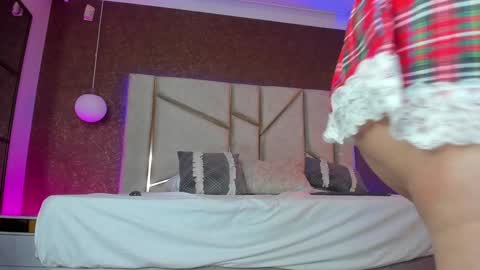 Arianna online show from February 2025 07:55:01 PM