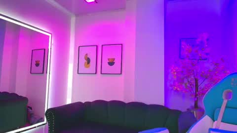 Snapshot of arianna_sweeet chatting on June 2026 04:06:01 AM arianna_sweeet online show from June 2026 04:06:01 AM