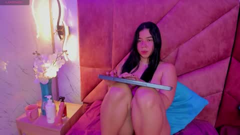 Arianna Foxxy online show from March 2026 02:39:02 PM