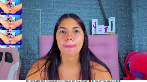 Arianna online show from February 2025 09:58:01 PM