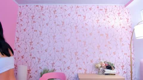 Arianna online show from September 2025 12:05:02 PM