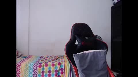 Snapshot of ariannaloovel chatting on February 2026 06:20:02 PM ariannaloovel online show from February 2026 06:20:02 PM