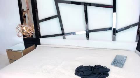 ariannarussell1 online show from January 2026 02:10:01 PM