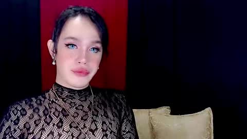Snapshot of arianne_xoxo777 chatting on December 2024 08:15:01 PM ARIANNE CUMS online show from December 2024 08:15:01 PM