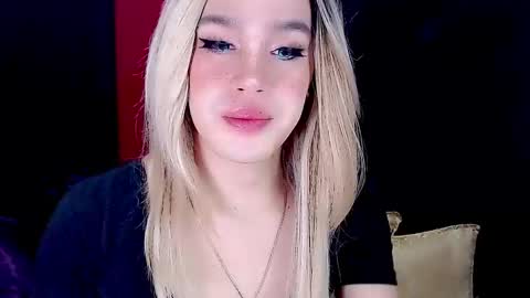 Snapshot of arianne_xoxo777 chatting on January 2025 09:05:02 PM ARIANNE CUMS online show from January 2025 09:05:02 PM