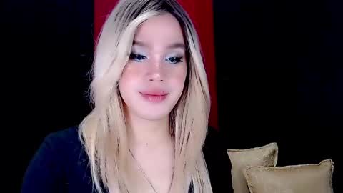 Snapshot of arianne_xoxo777 chatting on January 2025 02:19:01 PM ARIANNE CUMS online show from January 2025 02:19:01 PM
