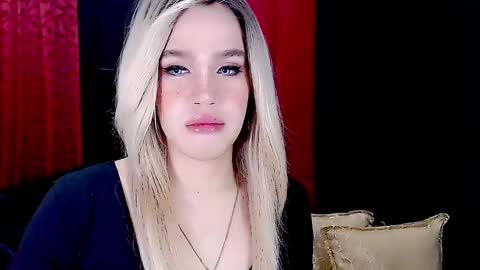 Snapshot of arianne_xoxo777 chatting on January 2025 07:07:02 AM ARIANNE CUMS online show from January 2025 07:07:02 AM