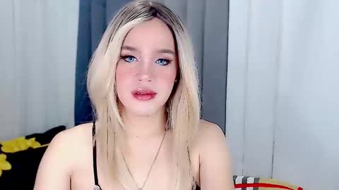 Snapshot of arianne_xoxo777 chatting on March 2025 08:23:02 AM ARIANNE CUMS online show from March 2025 08:23:02 AM