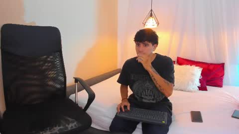 Ari and Aiden online show from June 2026 06:29:01 PM