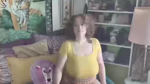 Arielle Ari online show from October 2025 05:24:02 PM