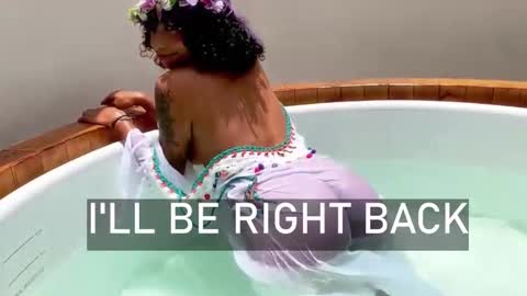 A R I   online show from December 2025 09:19:02 PM