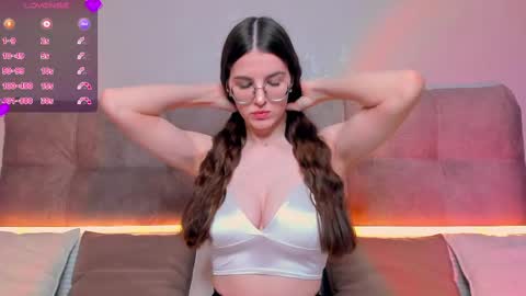 Ariella online show from February 2025 02:45:01 AM