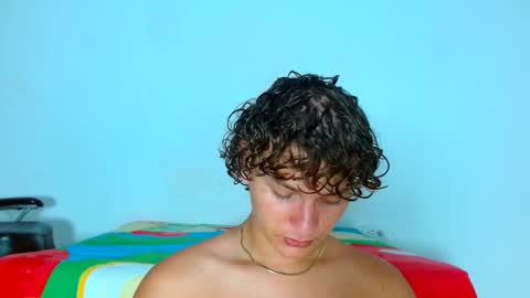 Ariel Aoir online show from March 2026 04:40:02 PM