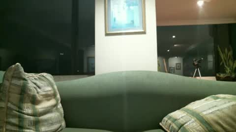 Anon online show from January 2025 01:18:02 AM