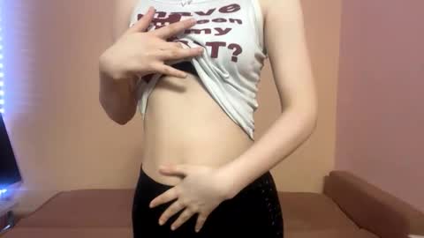 I am Anny ntmu Lets hit 10 Thumbs Up together online show from November 2025 02:27:02 PM