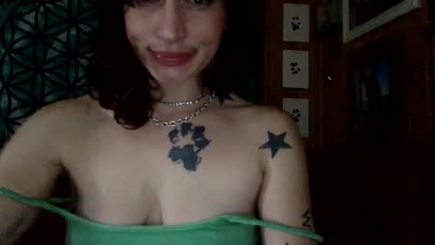 ariel  colin when hes here online show from March 2025 03:24:02 PM