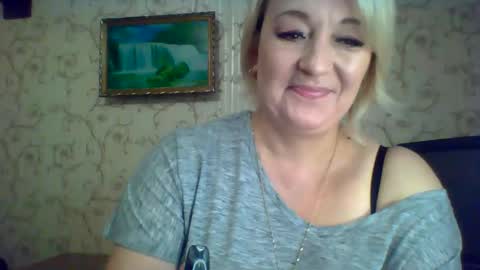 ArielXLoveresss online show from September 2025 08:03:02 AM