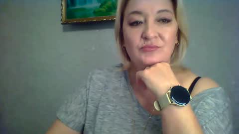 ArielXLoveresss online show from October 2025 07:17:02 AM