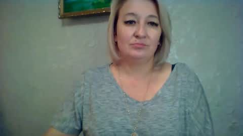 ArielXLoveresss online show from October 2025 01:14:01 PM