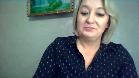 ArielXLoveresss online show from November 2025 08:37:01 AM