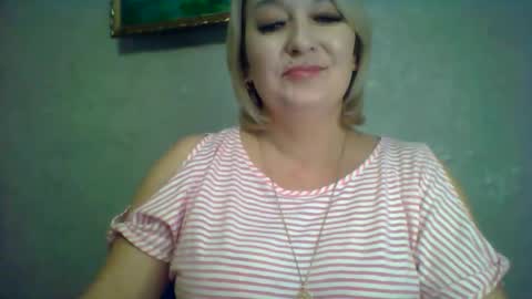 ArielXLoveresss online show from November 2025 09:03:02 PM