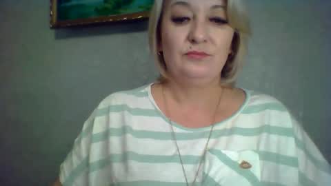 ArielXLoveresss online show from November 2025 08:36:02 AM
