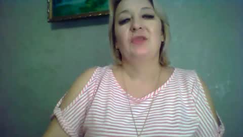 ArielXLoveresss online show from November 2025 08:41:02 PM