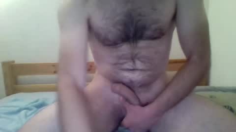 Snapshot of ariete80s chatting on April 2026 12:50:01 PM ariete80s online show from April 2026 12:50:01 PM