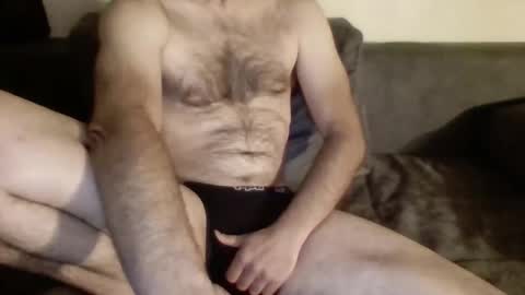 Snapshot of ariete80s chatting on May 2026 09:10:02 PM ariete80s online show from May 2026 09:10:02 PM