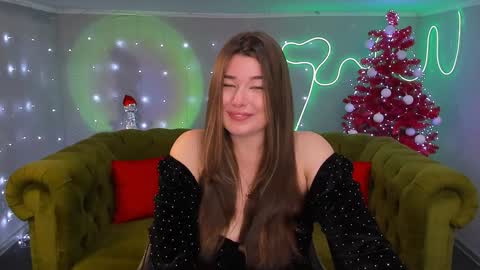 Snapshot of arigraynor chatting on December 2024 05:56:01 AM Ari online show from December 2024 05:56:01 AM