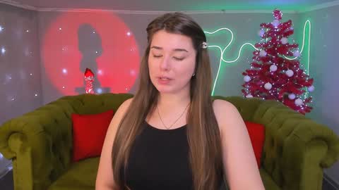 Snapshot of arigraynor chatting on January 2025 12:30:02 PM Ari online show from January 2025 12:30:02 PM