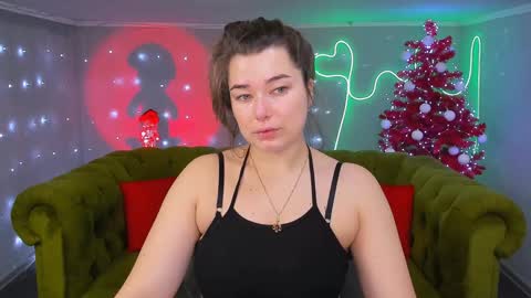 Snapshot of arigraynor chatting on January 2025 09:08:01 AM Ari online show from January 2025 09:08:01 AM