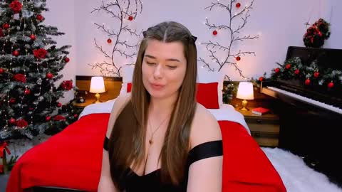 Snapshot of arigraynor chatting on January 2025 02:24:02 AM Ari online show from January 2025 02:24:02 AM