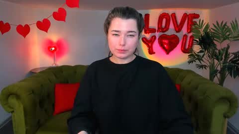 Snapshot of arigraynor chatting on February 2025 09:03:01 AM Ari online show from February 2025 09:03:01 AM