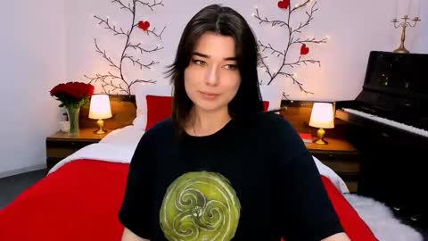 Snapshot of arigraynor chatting on September 2025 09:09:01 AM Ari online show from September 2025 09:09:01 AM