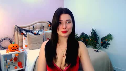 Snapshot of arigraynor chatting on November 2025 01:55:01 PM Ari online show from November 2025 01:55:01 PM